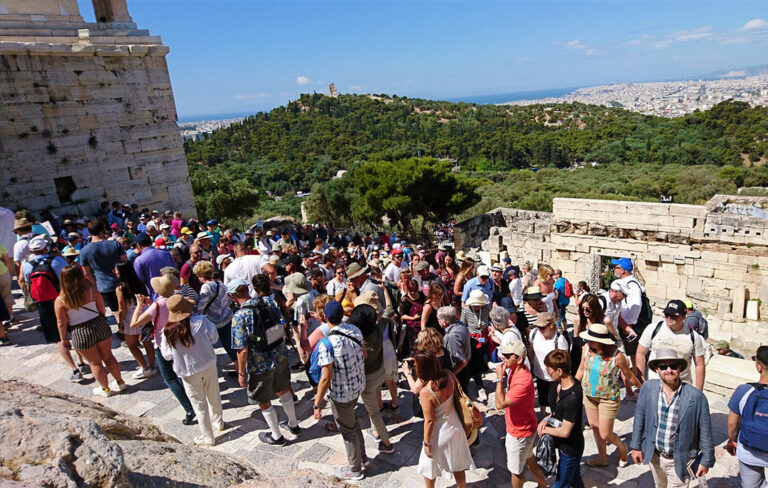 Crowds in front of the Propylaea in the Acropolis of Athens